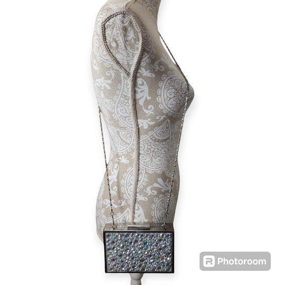 RSVP Gorgeous Clear Gem Special Occasion Clutch - Picture 10 of 12